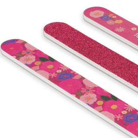 Три розови пилички на цветя за маникюр.