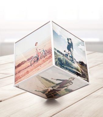 Въртяща се фоторамка „Куб“