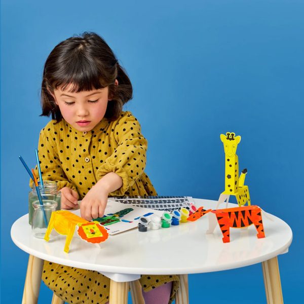 Направи,оцвети и играй с животни 3D Safari