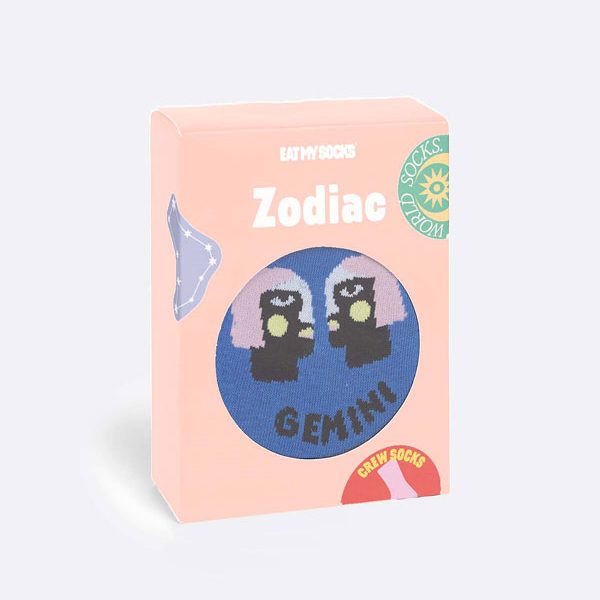 Зодиакални чорапи за близнаци в забавна опаковка.