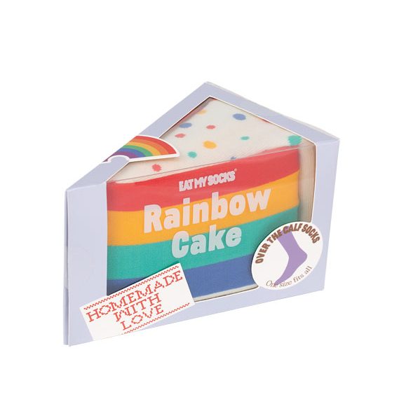 Чорапи в забавна опаковка като парче торта- дъга със захарни пръчици.