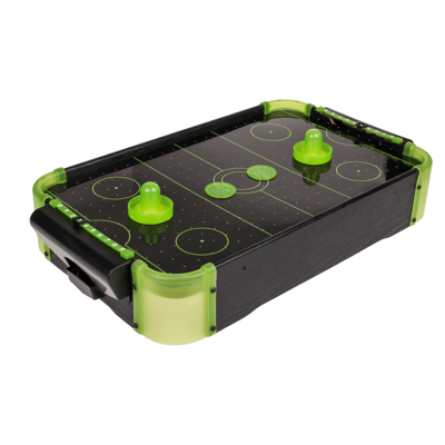 Настолен въздушен хокей със светещи в тъмното зелени елементи.