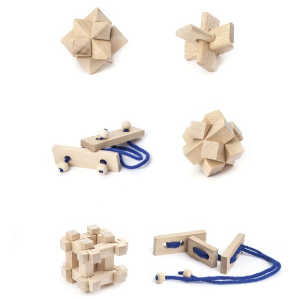 Дървени сглобяеми мини фигури.