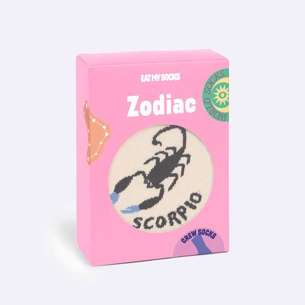Зодиакални чорапи за скорпион в забавна опаковка.
