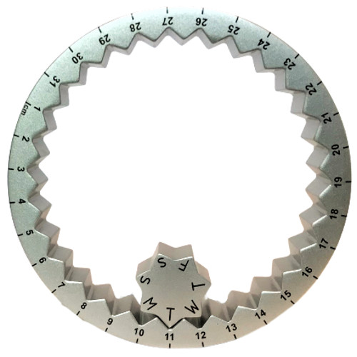 Настолен вечен календар от метал във формата на пръстен с колело.