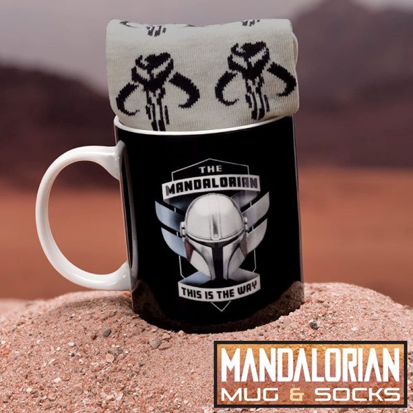 Комплект чаша и чорапи The Mandalorian.