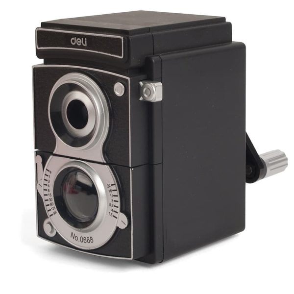 Настолна острилка с дизайн на ретро камера.