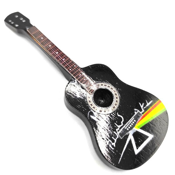 Магнит във формата на китара Pink Floyd