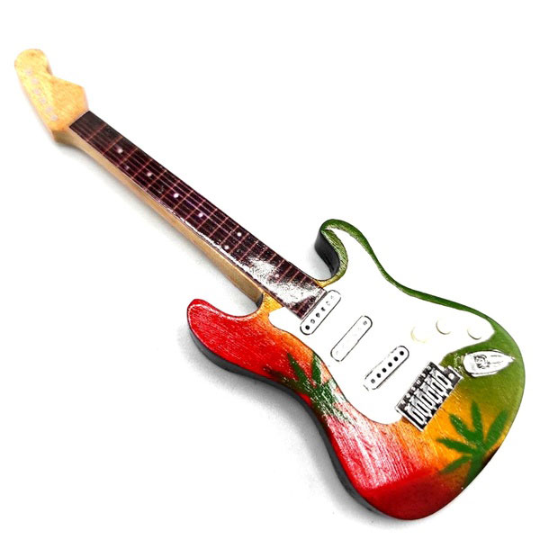 Магнит във формата на китара Bob Marley