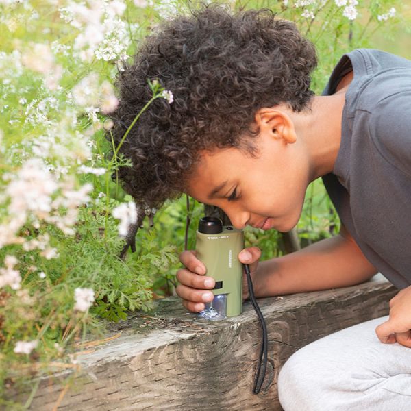 Huckleberry джобен микроскоп