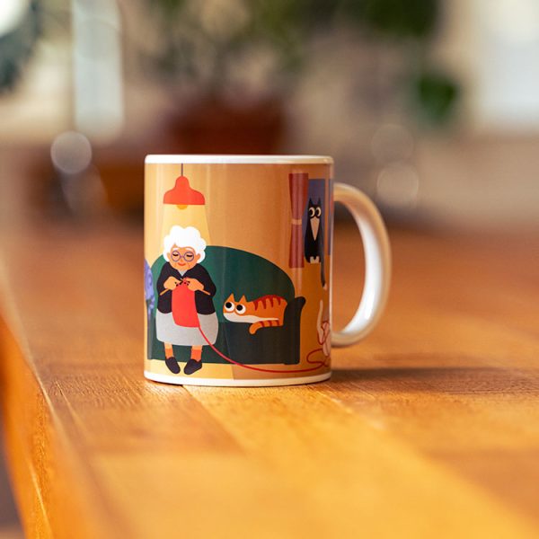 Топлочувствителна чаша Cat lady - баба с котка