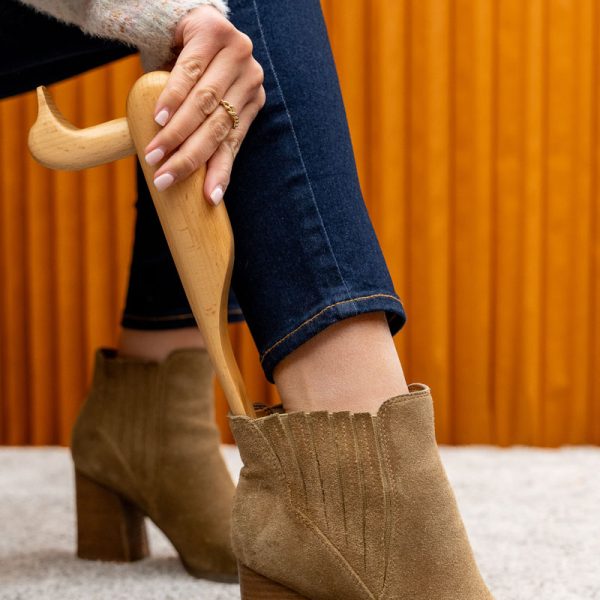 Дървена обувалка Патица