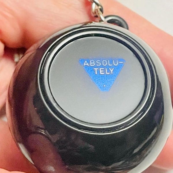 Ключодържател Магическа топка за решения